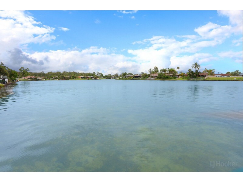 2/25 Kangaroo Avenue, Coombabah QLD 4216