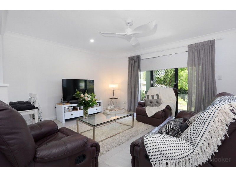 275/125 Hansford Road, Coombabah QLD 4216