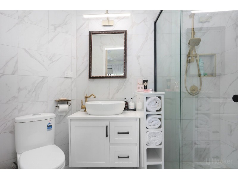 275/125 Hansford Road, Coombabah QLD 4216