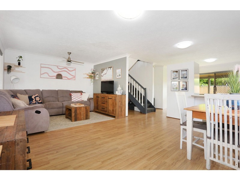 25/469 Pine Ridge Road, Runaway Bay QLD 4216