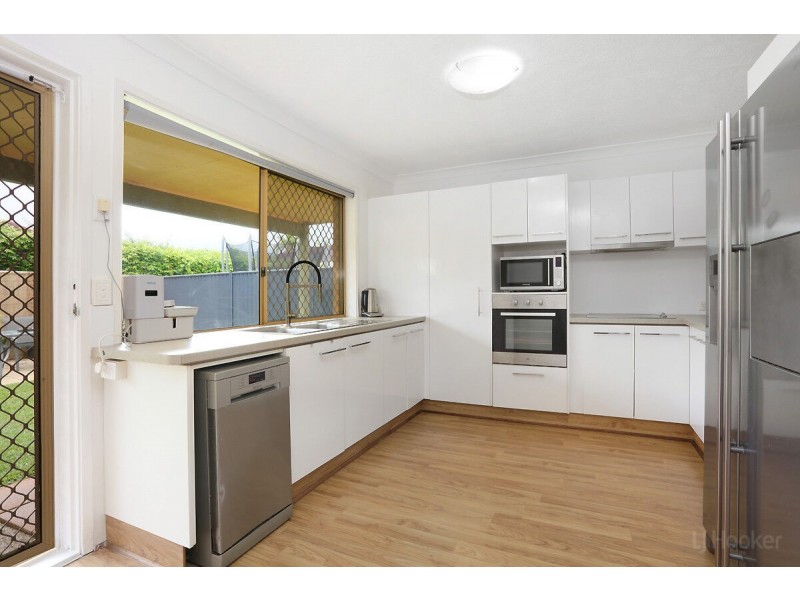 25/469 Pine Ridge Road, Runaway Bay QLD 4216