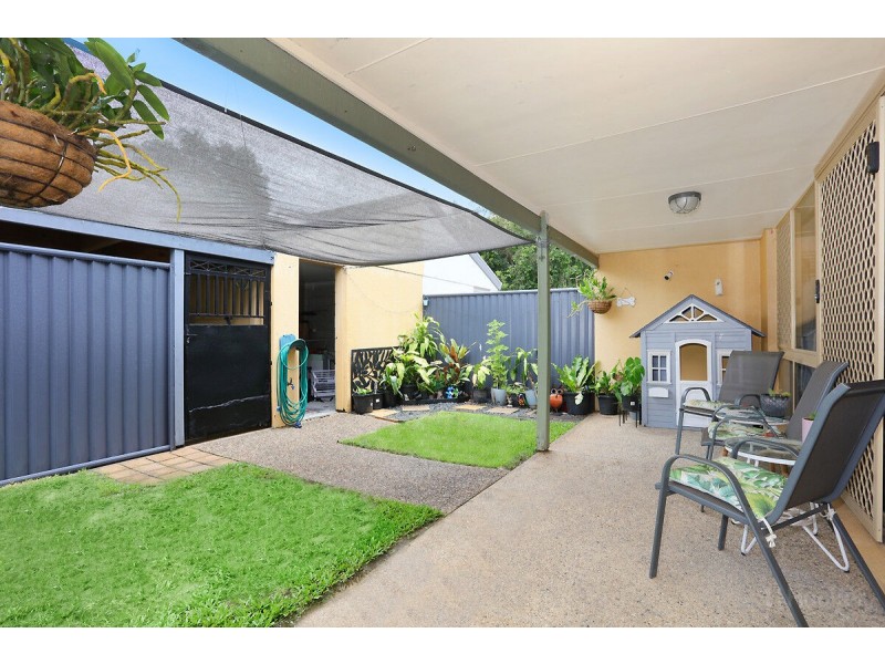 25/469 Pine Ridge Road, Runaway Bay QLD 4216