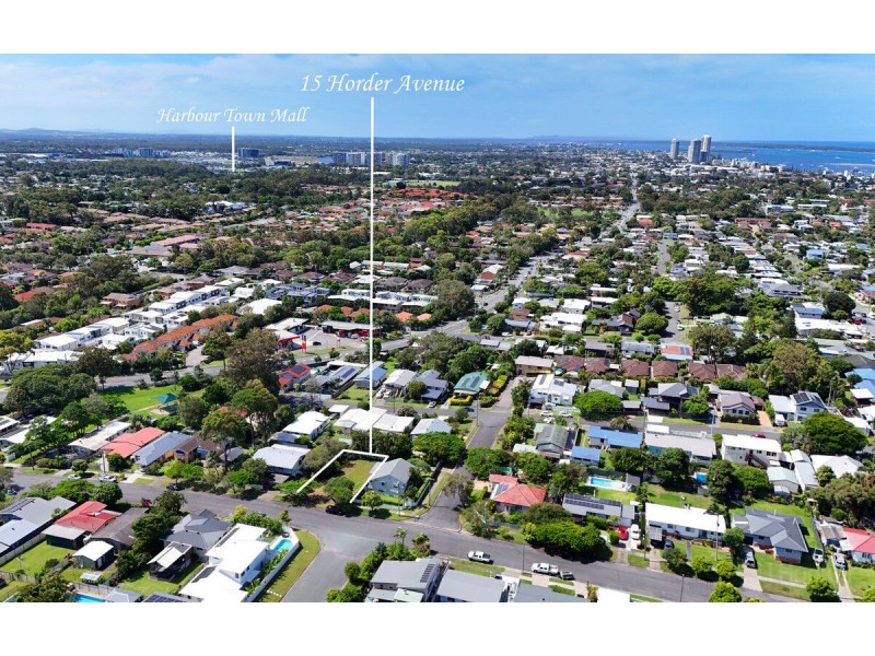 15 Horder Avenue, Labrador QLD 4215