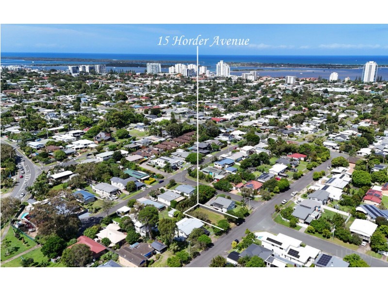 15 Horder Avenue, Labrador QLD 4215