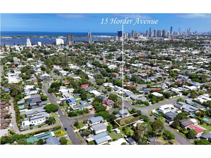 15 Horder Avenue, Labrador QLD 4215