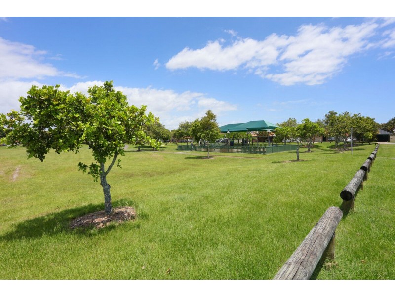 23 Renoir Drive, Coombabah QLD 4216