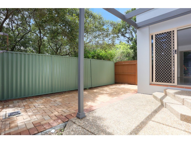 9/45 Harley Street, Labrador QLD 4215