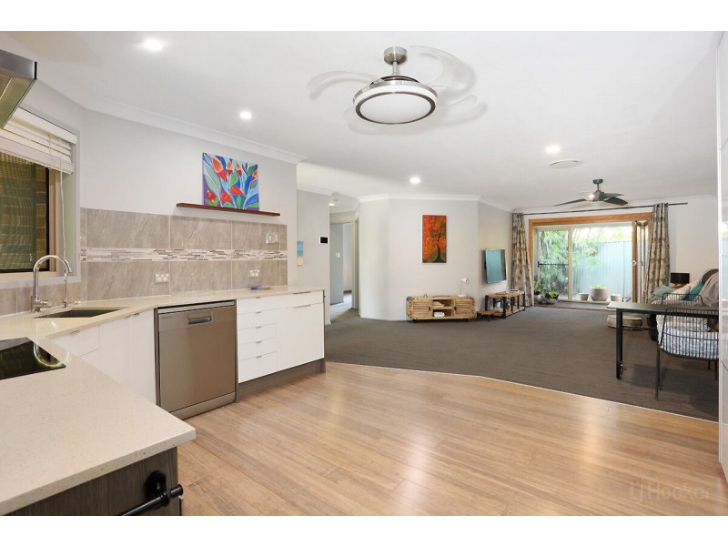 8/272 Oxley Drive, Coombabah QLD 4216