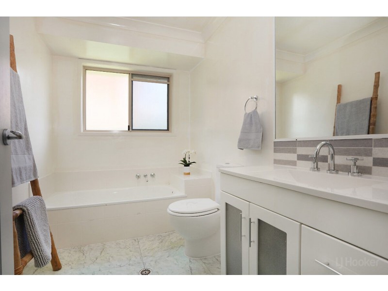 8/272 Oxley Drive, Coombabah QLD 4216