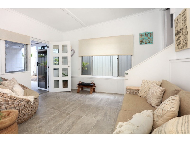 15 Clam Street, Runaway Bay QLD 4216