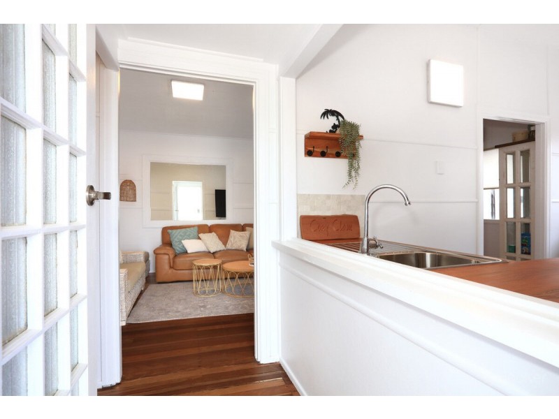 15 Clam Street, Runaway Bay QLD 4216
