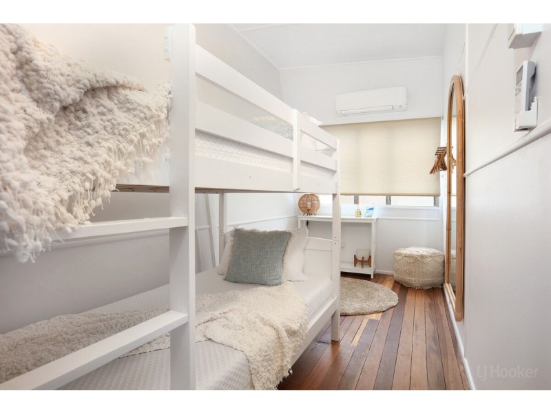 15 Clam Street, Runaway Bay QLD 4216