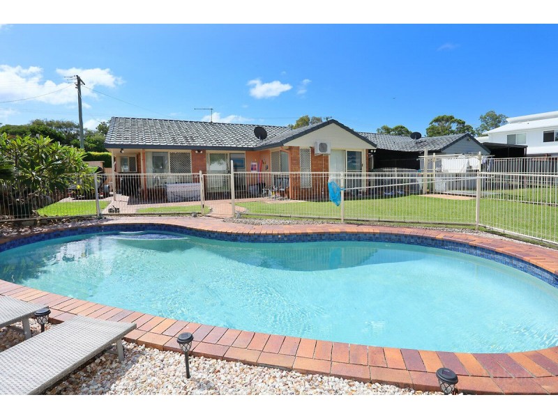 2/553 Pine Ridge Road, Biggera Waters QLD 4216