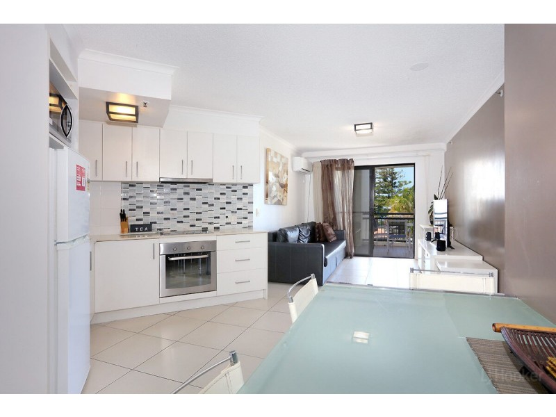 13/452 Marine Parade, Biggera Waters QLD 4216