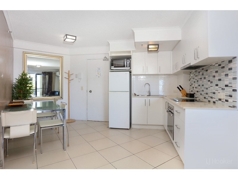 13/452 Marine Parade, Biggera Waters QLD 4216