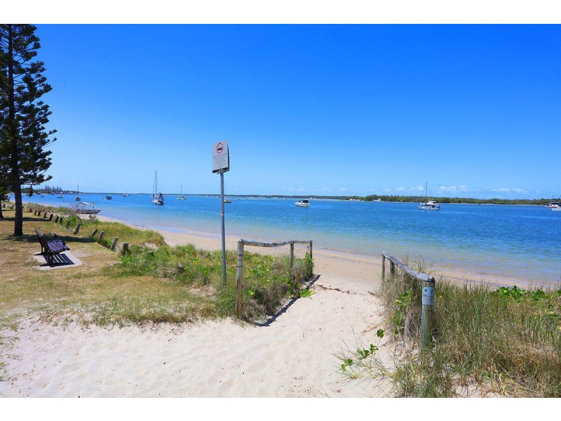 13/452 Marine Parade, Biggera Waters QLD 4216