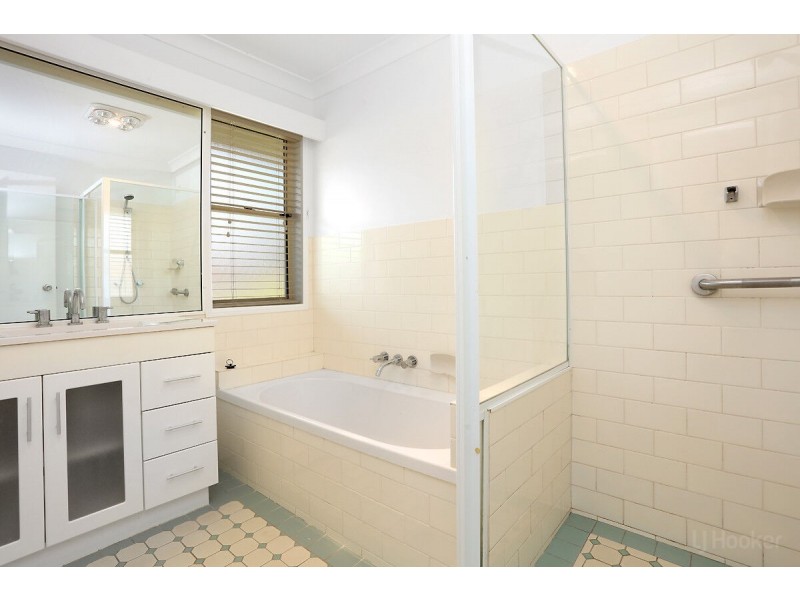 18/125 Hansford Road, Coombabah QLD 4216