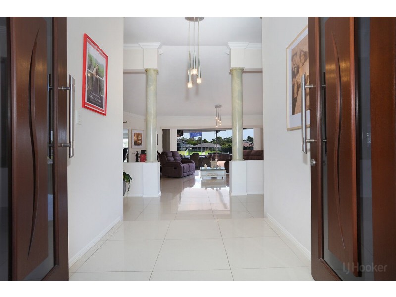 48 Monterey Keys Drive, Helensvale QLD 4212