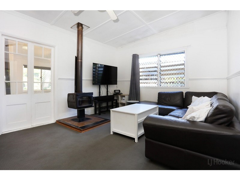 33 Tarni Street, Coombabah QLD 4216