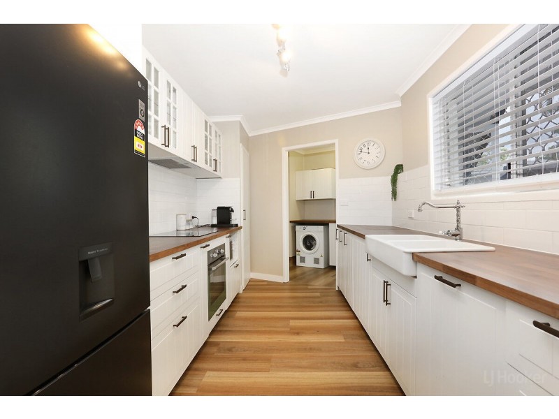 28 Tallara Street, Coombabah QLD 4216