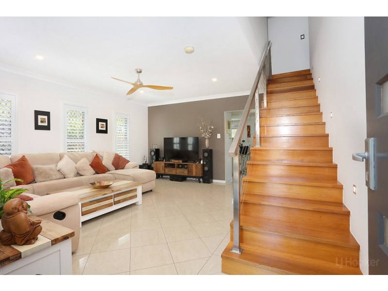 10/411 Oxley Drive, Runaway Bay QLD 4216