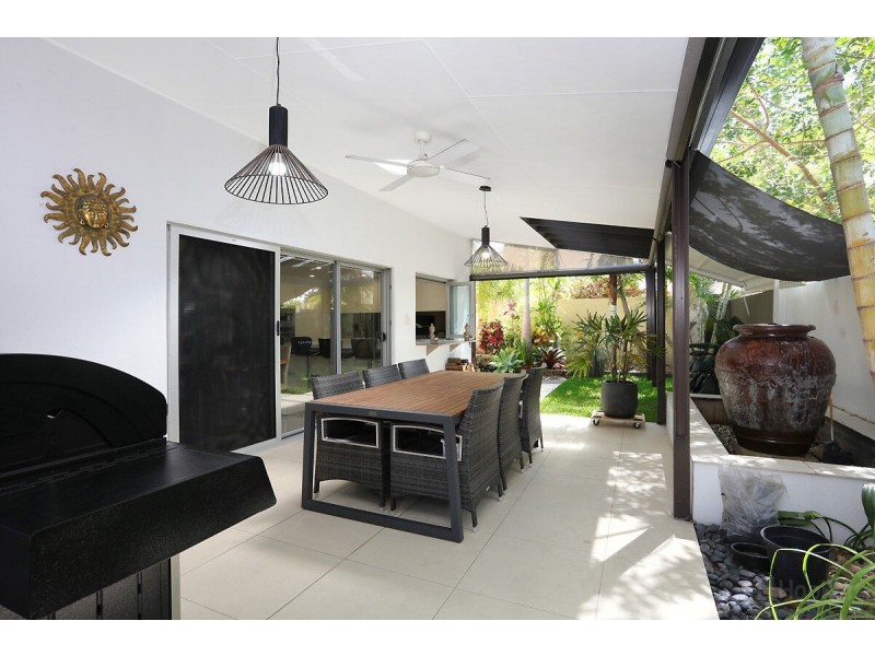 10/411 Oxley Drive, Runaway Bay QLD 4216