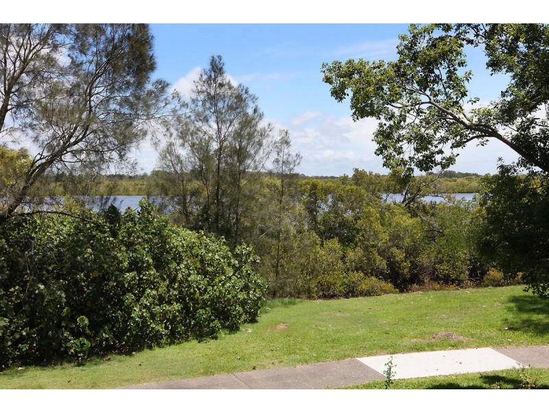 275/125 Hansford Road, Coombabah QLD 4216