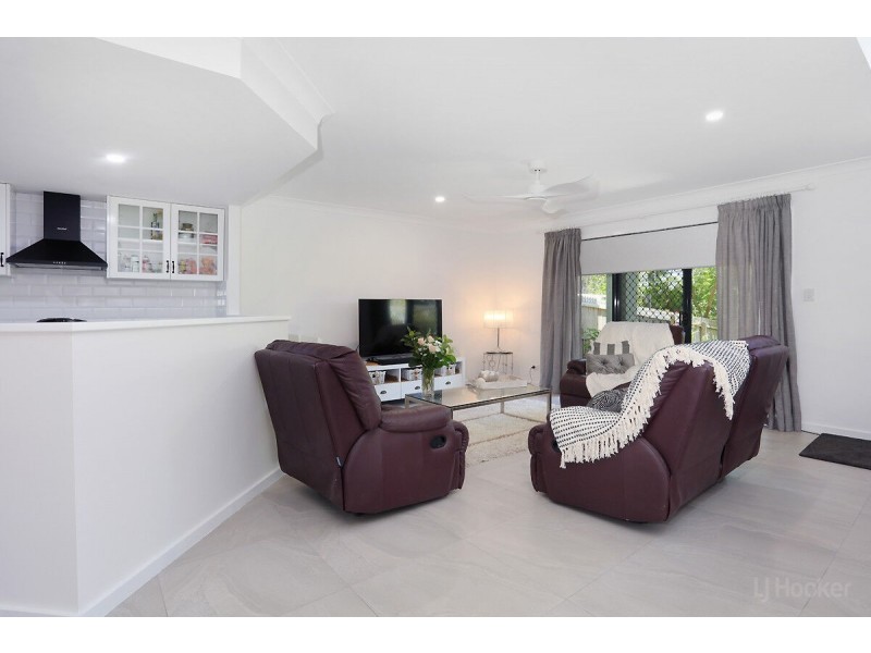 275/125 Hansford Road, Coombabah QLD 4216