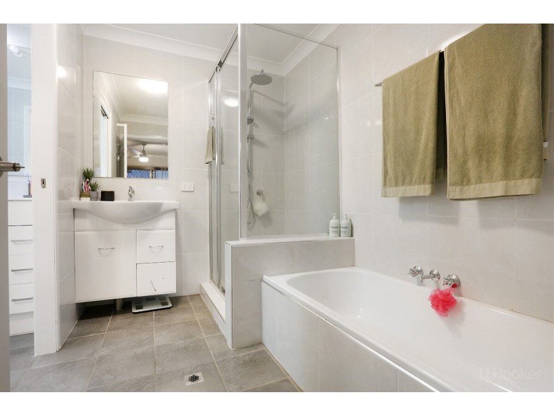 2/19 Sanctuary Court, Coombabah QLD 4216