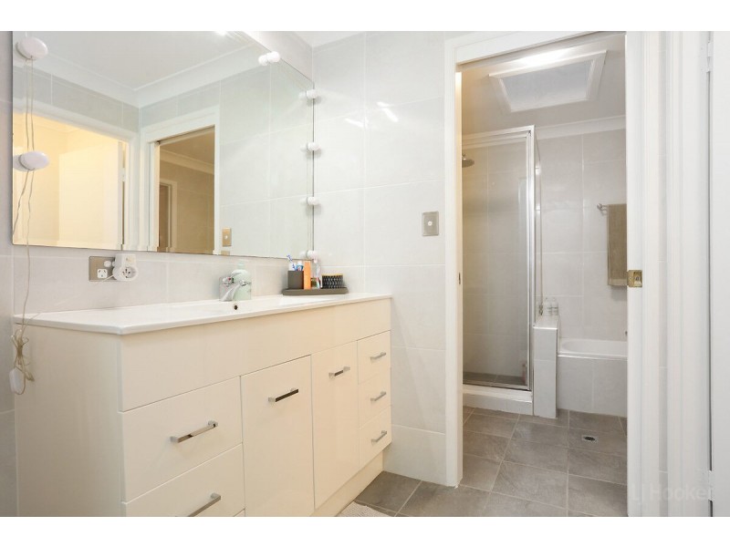 2/19 Sanctuary Court, Coombabah QLD 4216