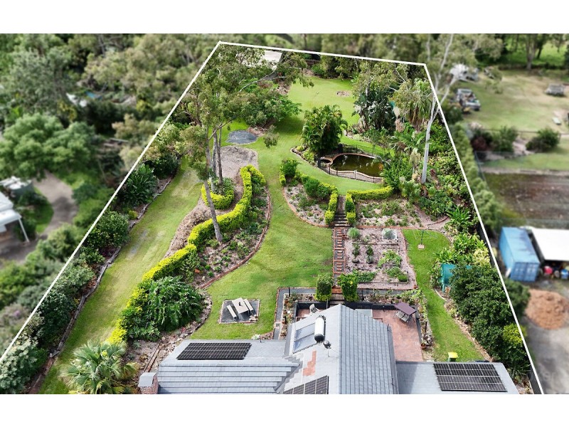 9 Warrego Way, Helensvale QLD 4212