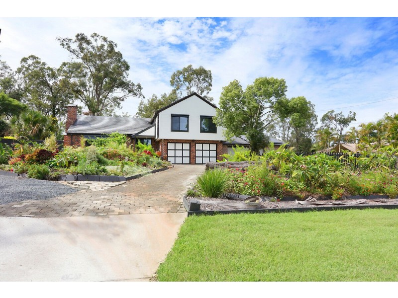 9 Warrego Way, Helensvale QLD 4212