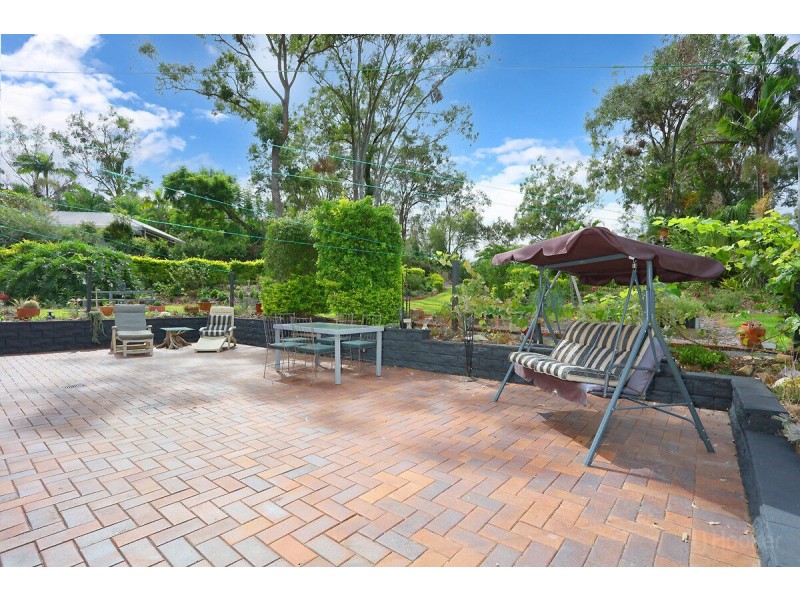 9 Warrego Way, Helensvale QLD 4212