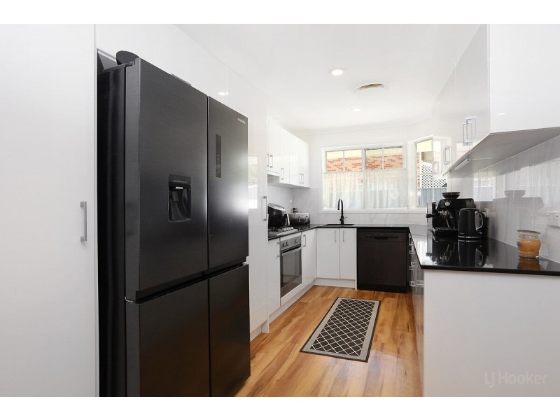 9/27 Rain Tree Glen, Coombabah QLD 4216