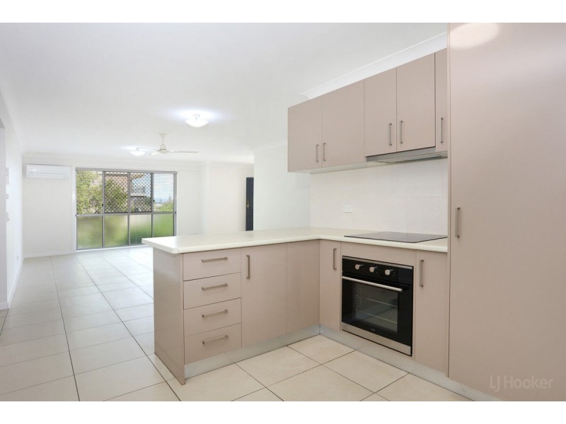 2/1 Vernia Place, Biggera Waters QLD 4216