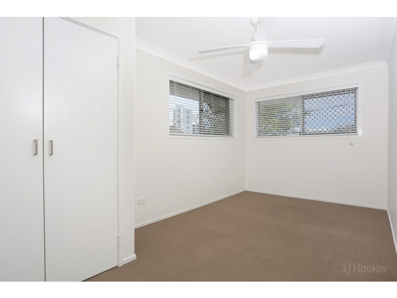 2/1 Vernia Place, Biggera Waters QLD 4216