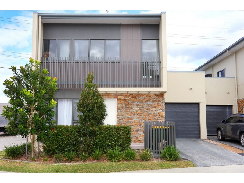 30/191 Marina Quays Boulevard, Hope Island QLD 4212