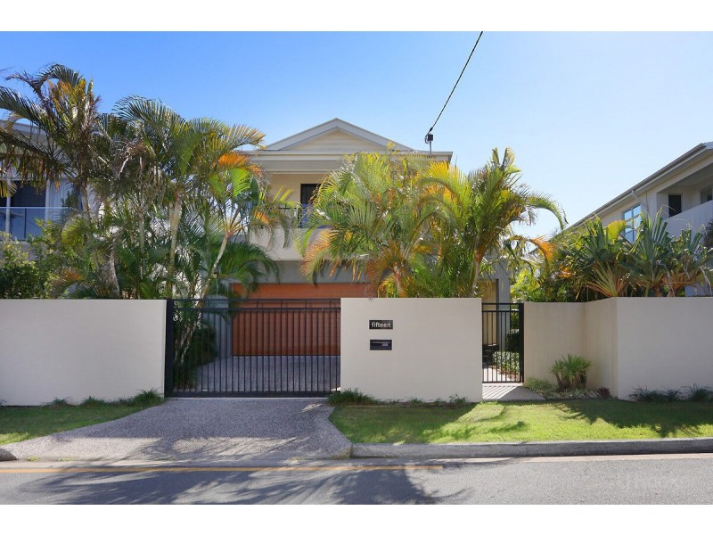 15 Nankeen Avenue, Paradise Point QLD 4216