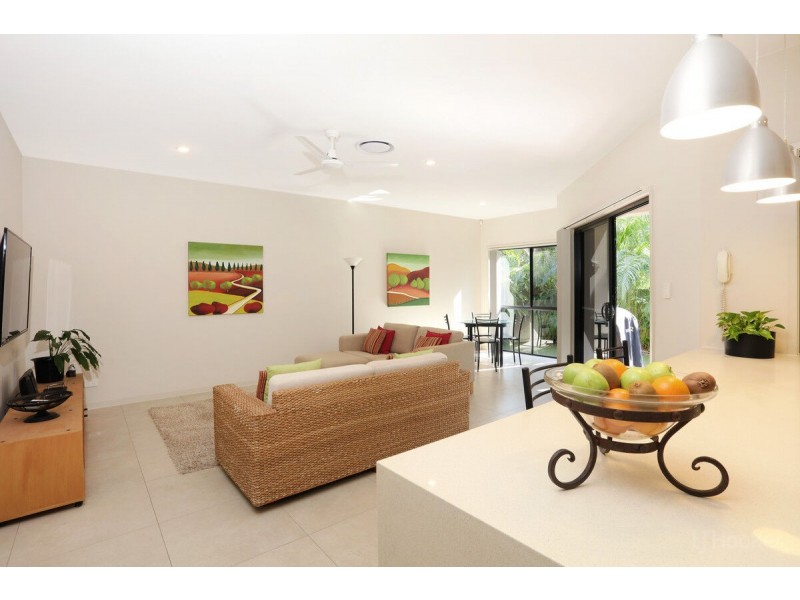 15 Nankeen Avenue, Paradise Point QLD 4216