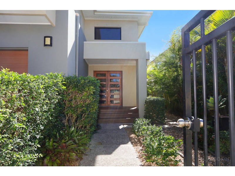15 Nankeen Avenue, Paradise Point QLD 4216