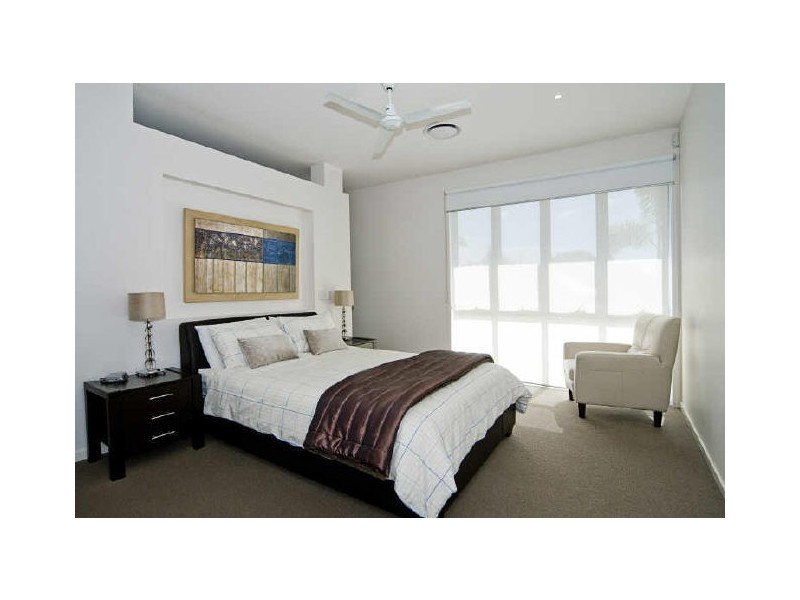 Hope Island QLD 4212