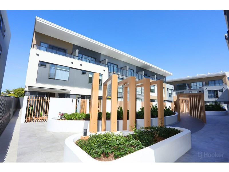 11/5611 Harborview Drive, Hope Island QLD 4212