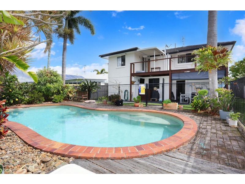 73 Jacaranda Avenue, Hollywell QLD 4216