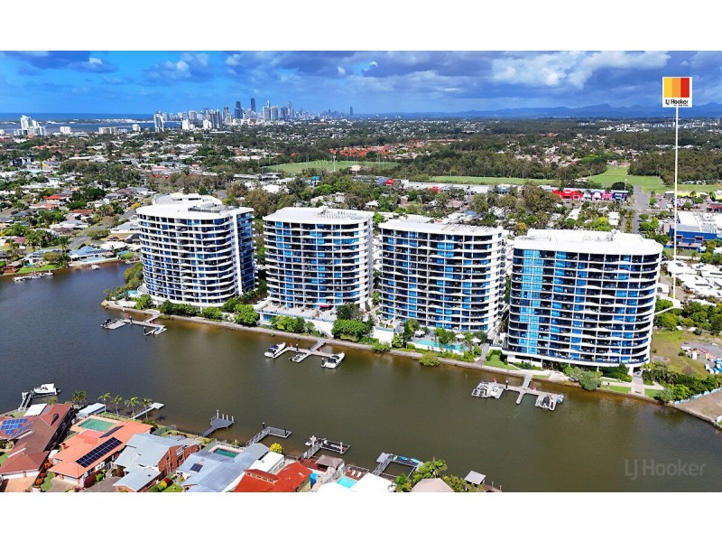 5601/5 Harbour Side Court, Biggera Waters QLD 4216