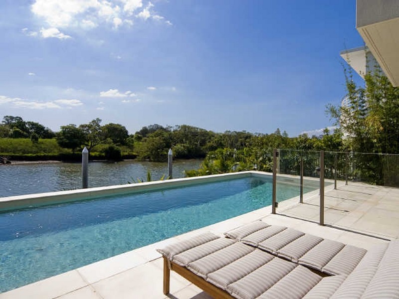 2336 Cressbrook Drive, Hope Island QLD 4212