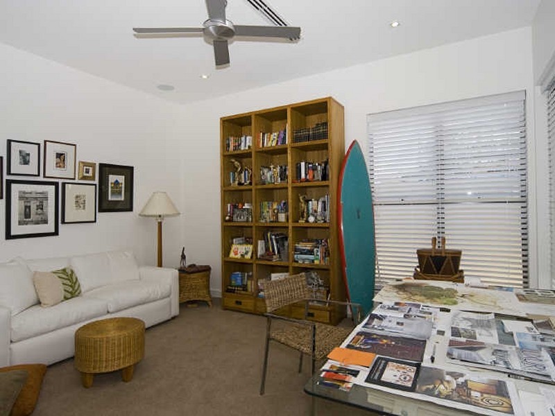 2336 Cressbrook Drive, Hope Island QLD 4212