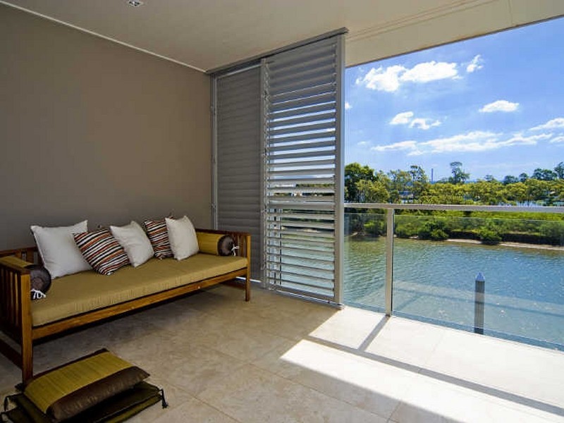 2336 Cressbrook Drive, Hope Island QLD 4212