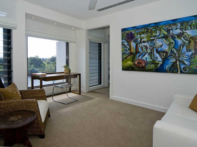 2336 Cressbrook Drive, Hope Island QLD 4212