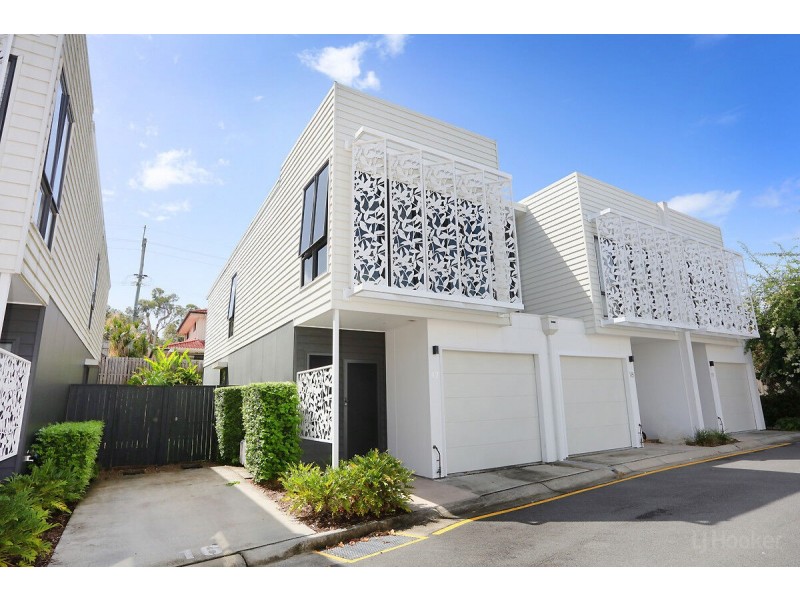 17/4a-8 Hansford Road, Coombabah QLD 4216