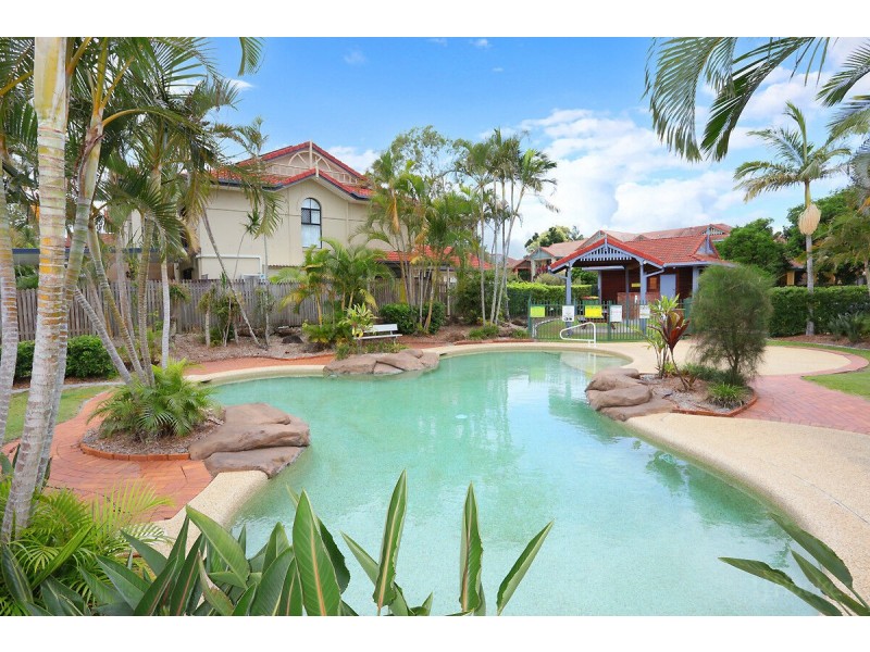 205/125 Hansford Road, Coombabah QLD 4216